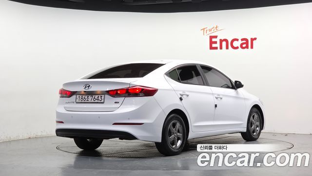 Hyundai AVANTE из Кореи Encar