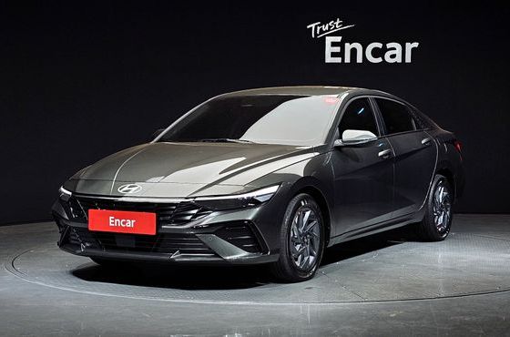 Hyundai AVANTE 1.6 Modern — пробег 191 км — фото 1 из 5