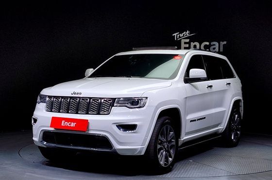 Jeep Cherokee 3.0 Diesel Overland WK2 — пробег 127 747 км — фото 1 из 5