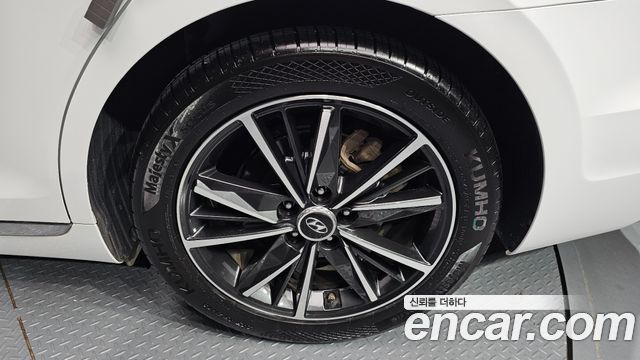 Hyundai Grandeur из Кореи Encar