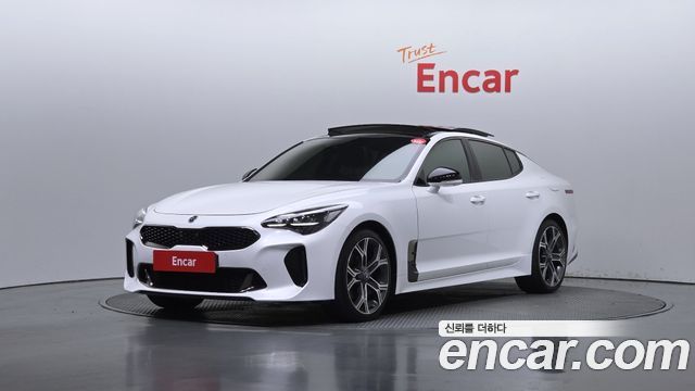 Kia Stinger 2.2 Diesel AWD Platinum — пробег 112 320 км — фото 1 из 5