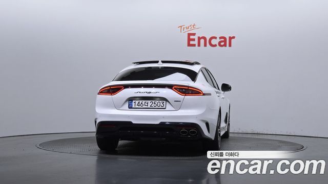 Kia Stinger 2.2 Diesel AWD Platinum — пробег 112 320 км — фото 4 из 5