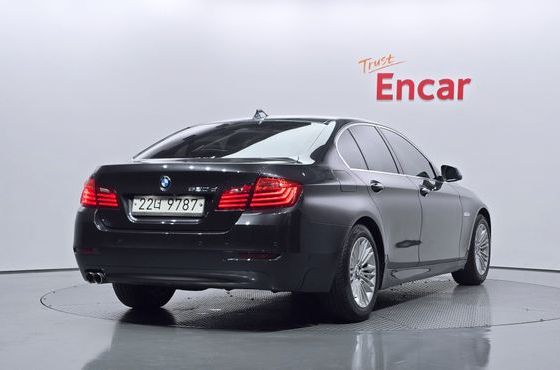 BMW 5-Series 520d — пробег 163 660 км — фото 2 из 5