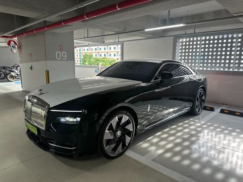 Rolls-Royce Spectre Coupe — пробег 2 353 км — фото 2 из 5