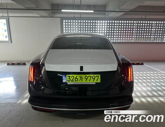 Rolls-Royce Spectre Coupe — пробег 2 353 км — фото 3 из 5
