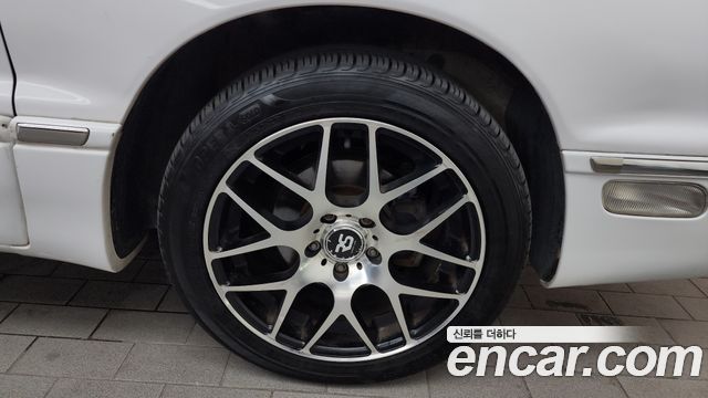 Hyundai Dynasty из Кореи Encar