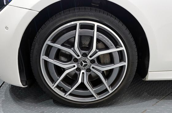 Mercedes-Benz E-Class E220d 4MATIC AMG Line — пробег 62 175 км — фото 5 из 5