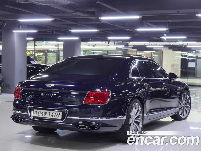 Bentley Flying Spur из Кореи Encar