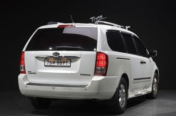 Kia Carnival Grand Carnival GX Grand Pack — пробег 263 466 км — фото 2 из 5