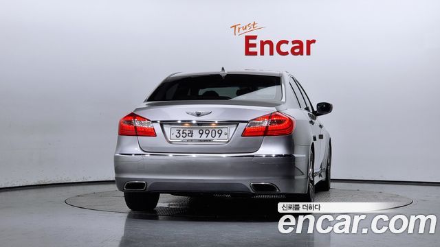 Hyundai Genesis из Кореи Encar