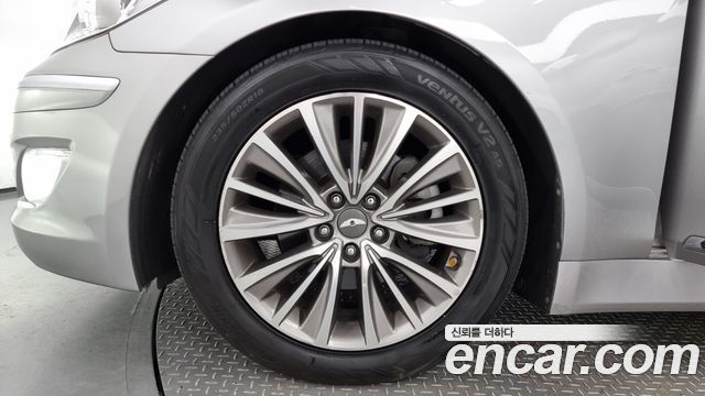 Hyundai Genesis из Кореи Encar