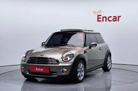 Mini Cooper Standard Second Generation — пробег 108 999 км — фото 1 из 5