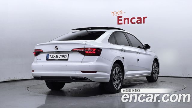 Volkswagen Jetta 1.4 TSI Prestige — пробег 14 582 км — фото 2 из 5