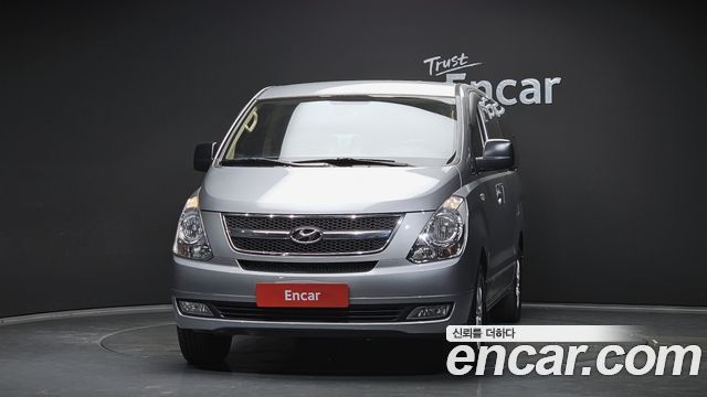 Hyundai Starex 11-Seater Wagon HVX VIP PACK — пробег 176 558 км — фото 3 из 5