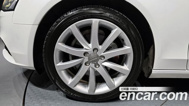 Audi A4 из Кореи Encar