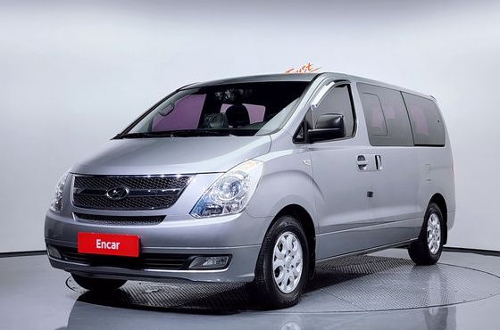 Hyundai Starex 11-Seater Wagon CVX Luxury — пробег 132 494 км — фото 1 из 5