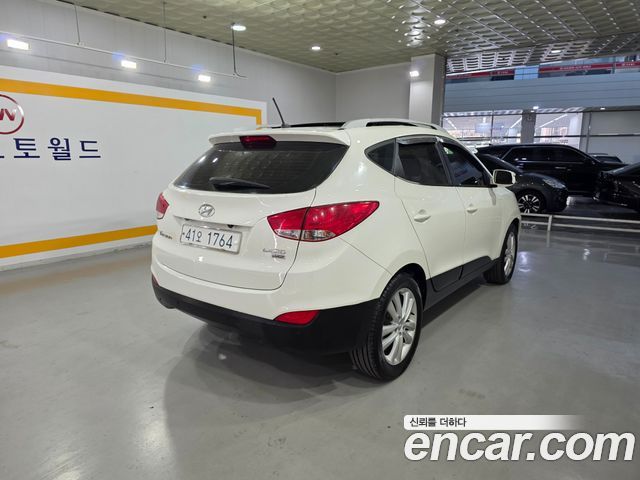 Hyundai Tucson Diesel 2WD LX20 Luxury — пробег 133 840 км — фото 5 из 5