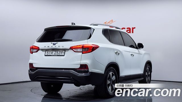 Ssangyong Rexton из Кореи Encar