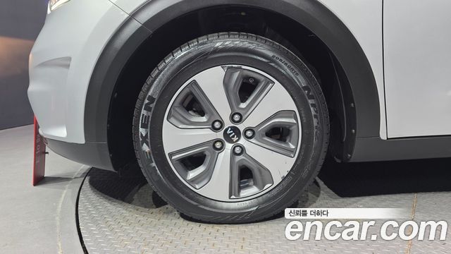 Kia Niro из Кореи Encar