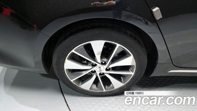 Kia K5 из Кореи Encar