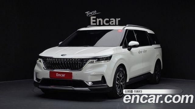 Kia Carnival 9-Seater Noblesse — пробег 66 130 км — фото 1 из 5