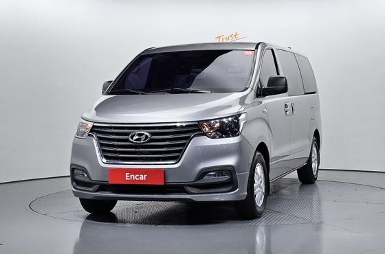 Hyundai Starex Van 3-Seater Smart — пробег 67 175 км — фото 3 из 5