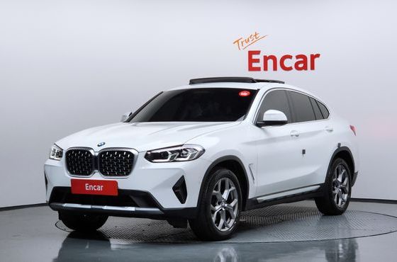 BMW X4 xDrive20i xLine — пробег 31 012 км — фото 1 из 5