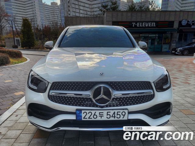 Mercedes-Benz GLC-Class GCL300 4MATIC Coupe — пробег 26 000 км — фото 2 из 5