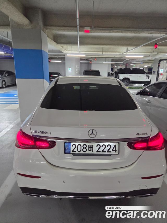Mercedes-Benz E-Class E220d 4MATIC AMG Line — пробег 94 781 км — фото 3 из 5