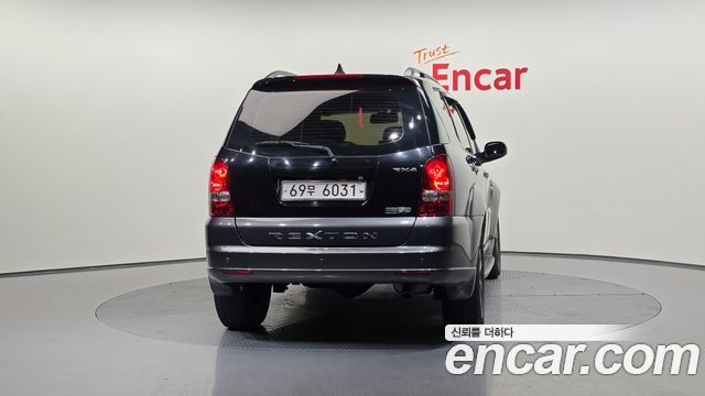 Ssangyong Rexton 2WD RX4 Brown Edition — пробег 170 413 км — фото 4 из 5