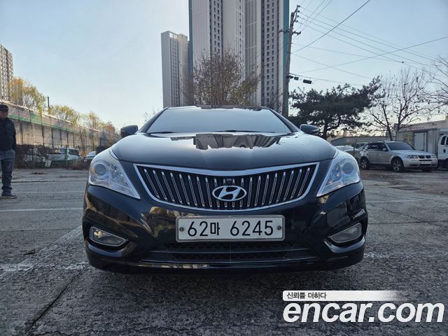 Hyundai Grandeur HG300 Premium — пробег 217 381 км — фото 1 из 5