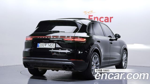 Porsche Cayenne 3.0 PLATINUM EDITION — пробег 63 301 км — фото 2 из 5