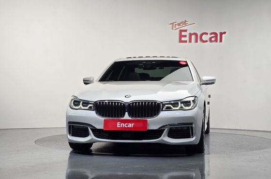 BMW 7-Series 730d xDrive M Sport — пробег 186 614 км — фото 3 из 5