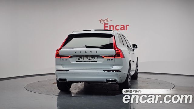 Volvo XC60 D5 Inscription — пробег 89 156 км — фото 4 из 5