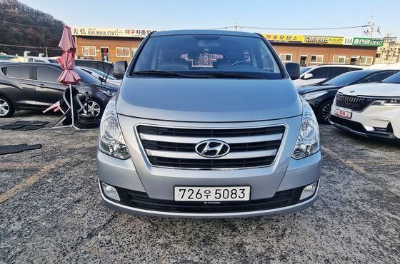 Hyundai Starex 12-Seater Wagon Smart — пробег 137 538 км — фото 1 из 5
