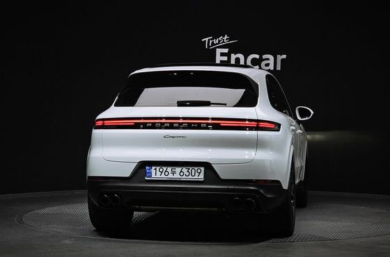 Porsche Cayenne 3.0 — пробег 33 125 км — фото 4 из 5