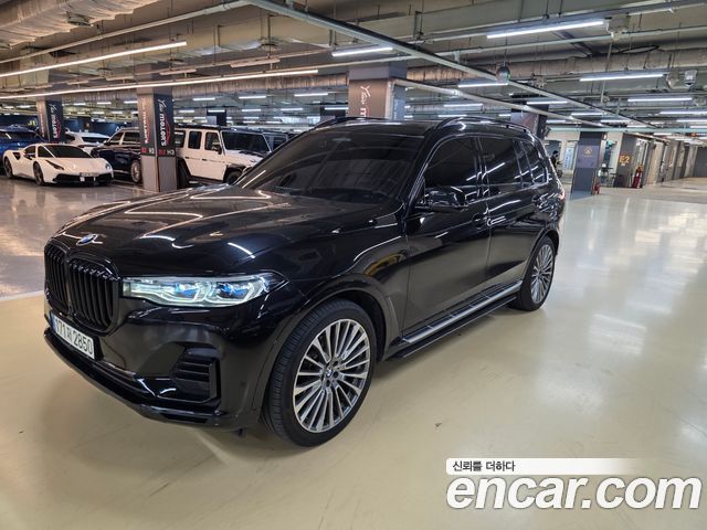 BMW X7 xDrive 40i Design Pure Excellence 7-Seater — пробег 77 000 км — фото 2 из 5