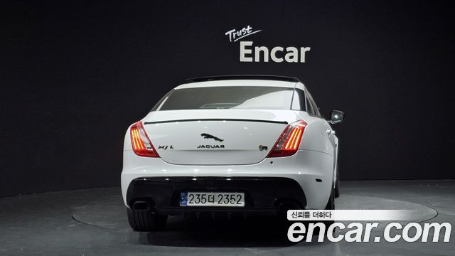 Jaguar XJ из Кореи Encar