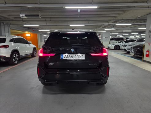 BMW X1 sDrive 18d M Sport — пробег 22 010 км — фото 5 из 5