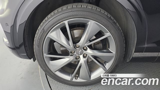 Genesis GV70 из Кореи Encar