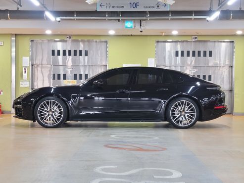 Porsche Panamera 2.9 AWD — пробег 1 800 км — фото 2 из 5