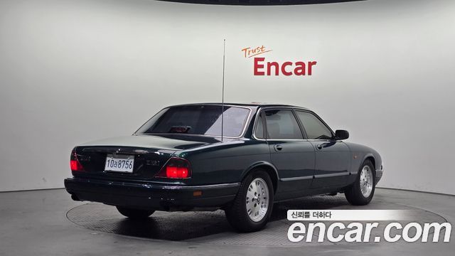 Jaguar XJ-6 из Кореи Encar