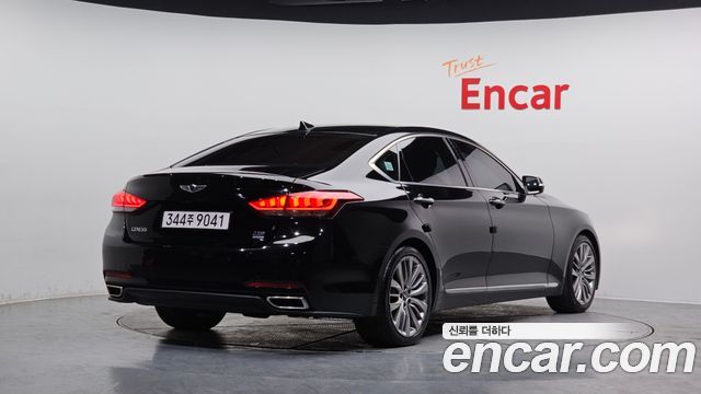 Hyundai Genesis из Кореи Encar
