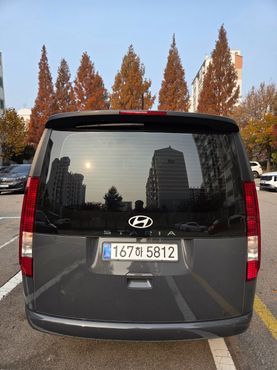 Hyundai Staria Tourer 9-Seater Modern — пробег 16 000 км — фото 2 из 5