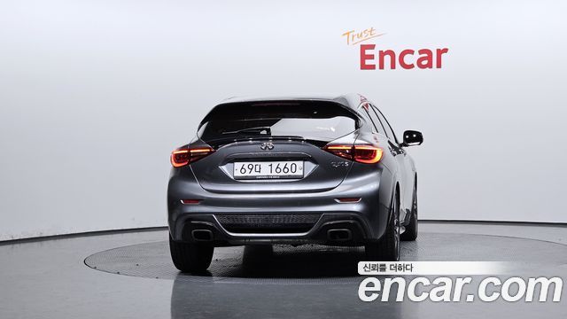 Infiniti Q30 из Кореи Encar