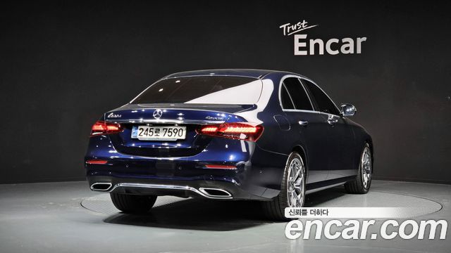 Mercedes-Benz E-Class из Кореи Encar