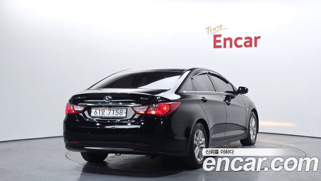 Hyundai Sonata Grand — пробег 43 959 км — фото 2 из 5