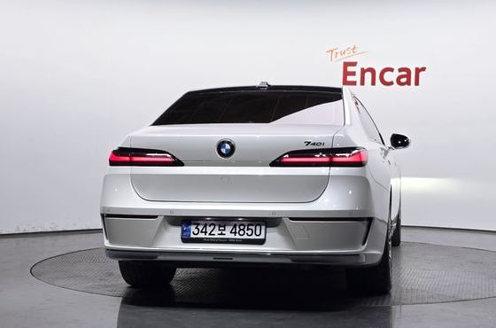 BMW 7-Series 740i sDrive Design Pure Excellence — пробег 64 229 км — фото 4 из 5