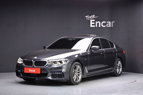 BMW 5-Series 520i M Sport — пробег 85 113 км — фото 1 из 5