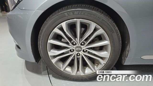 Hyundai Genesis из Кореи Encar